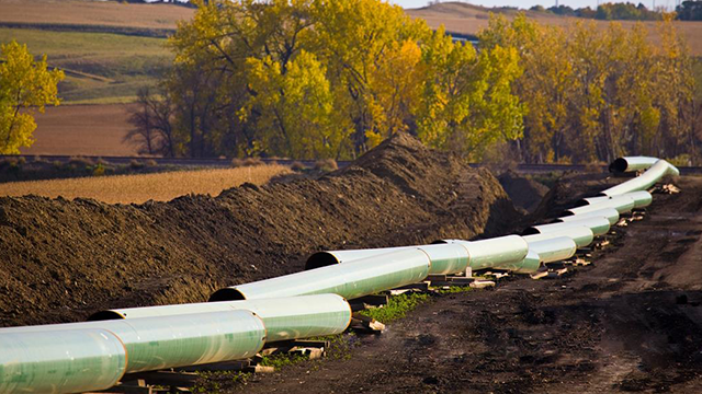 Keystone Pipeline leaks 210,000 gallons of oil in South Dakota